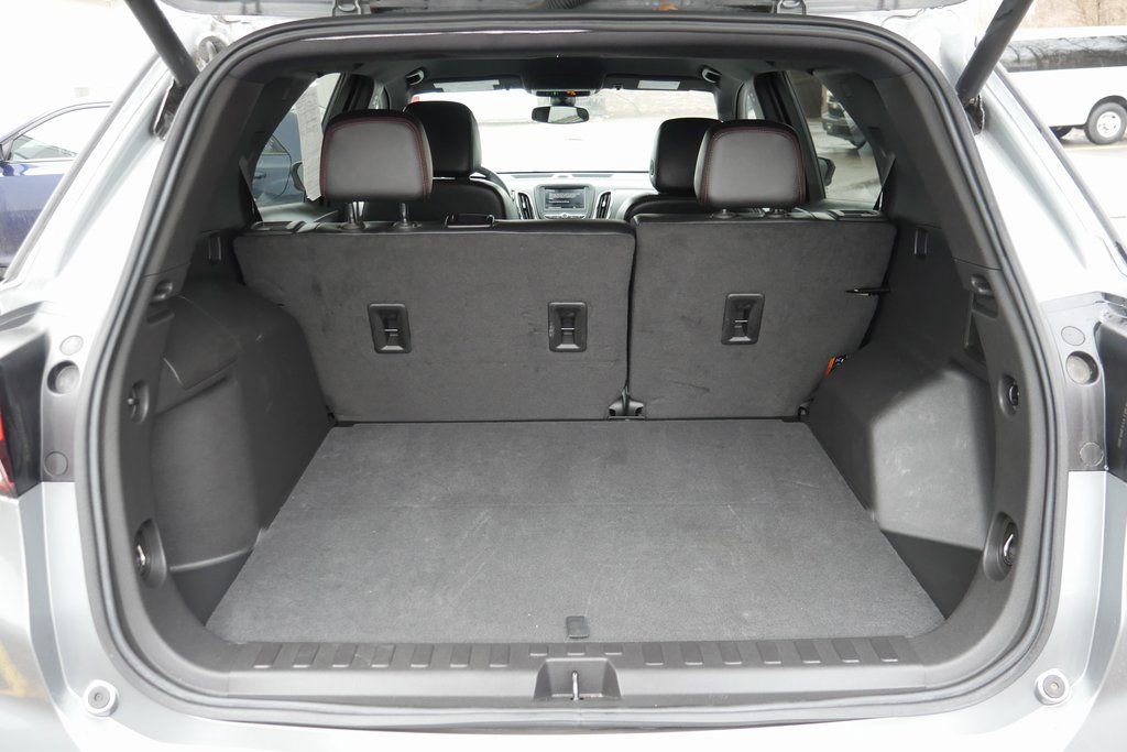 Used 2024 Chevrolet Equinox RS FWD image 26