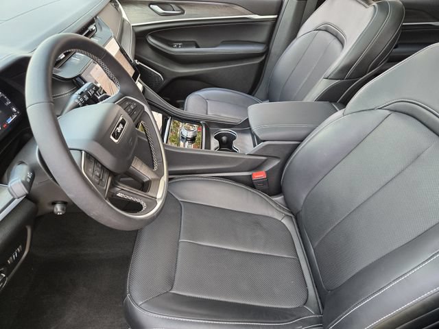 Certified 2026 Jeep Grand Cherokee Limited AWD/4WD image 13