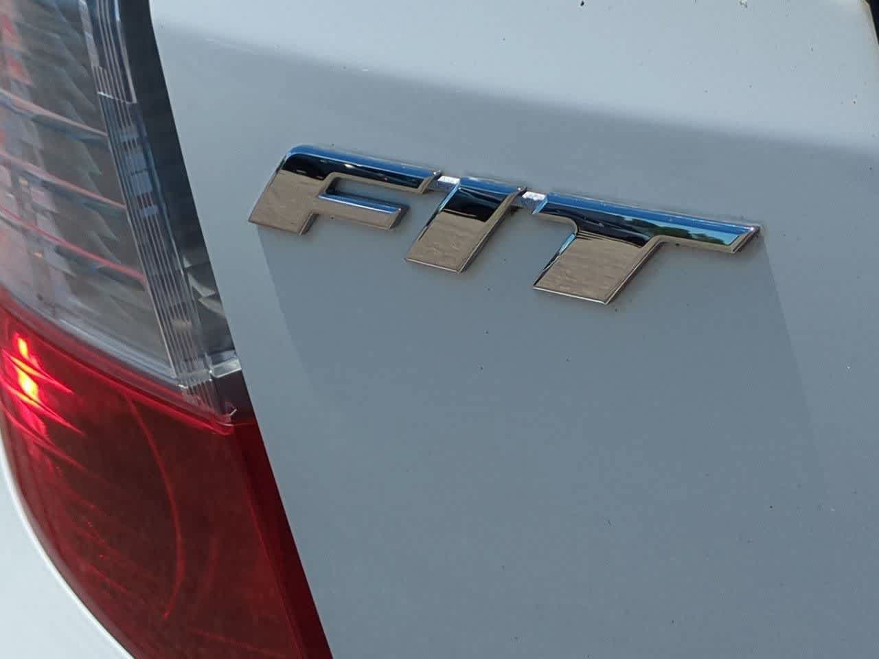 Used 2010 Honda Fit Sport image 12