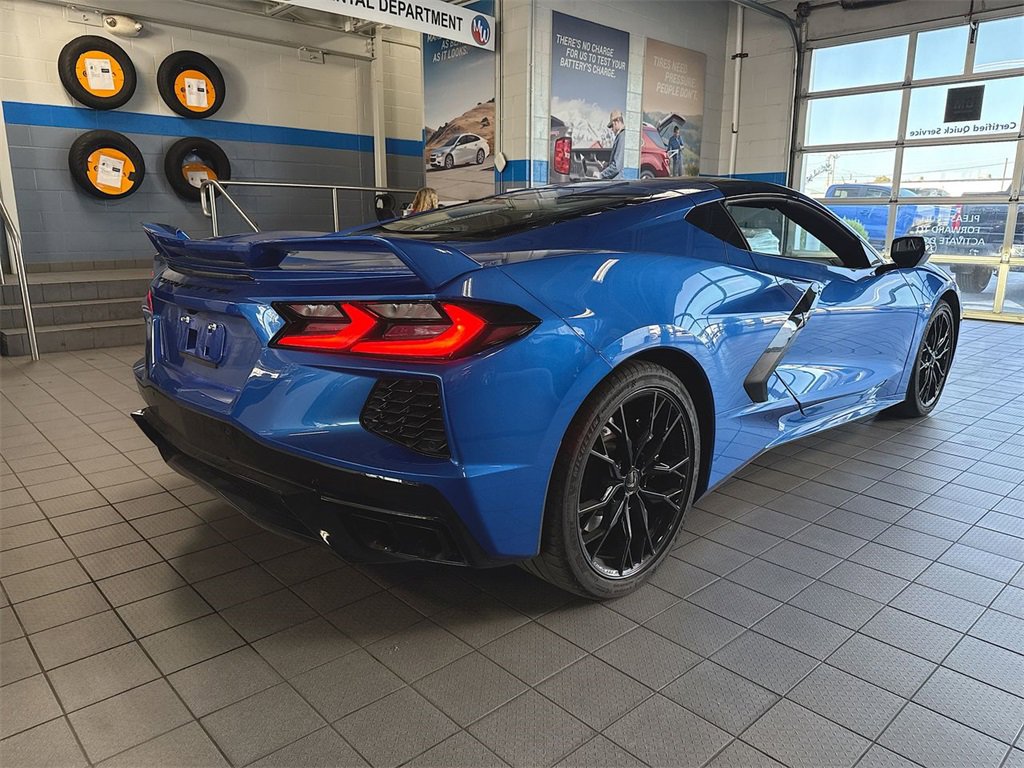 Used 2023 Chevrolet Corvette Stingray w/ Z51 Performance Package image 4