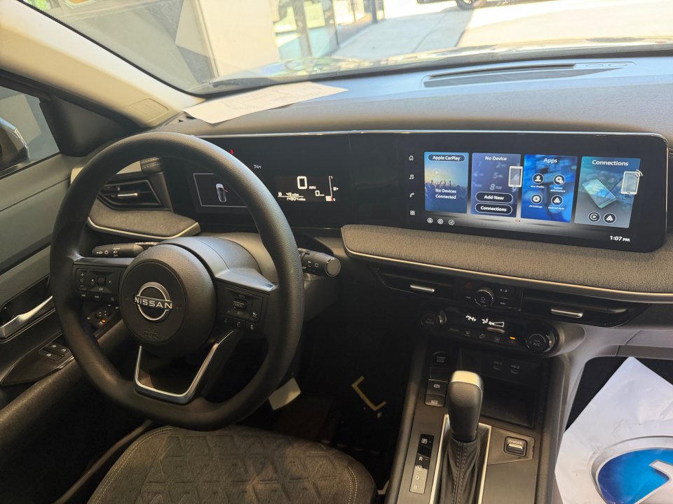Certified 2026 Nissan Kicks SV FWD image 34