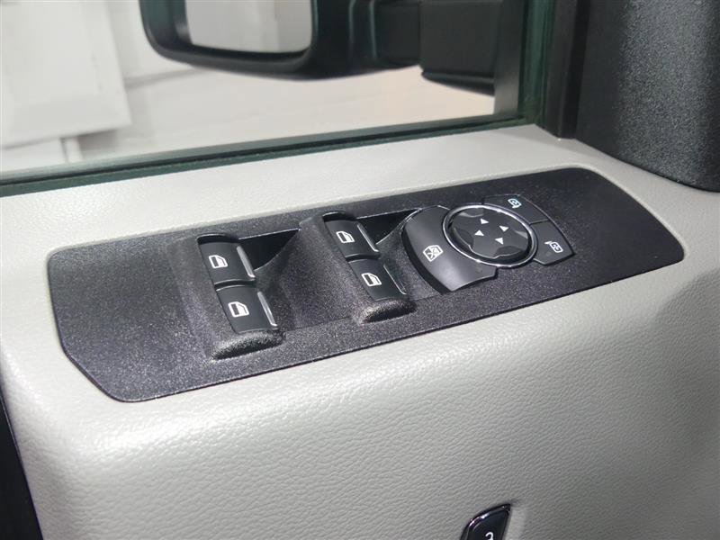 Used 2020 Ford F250 XL w/ Power Equipment Group image 18