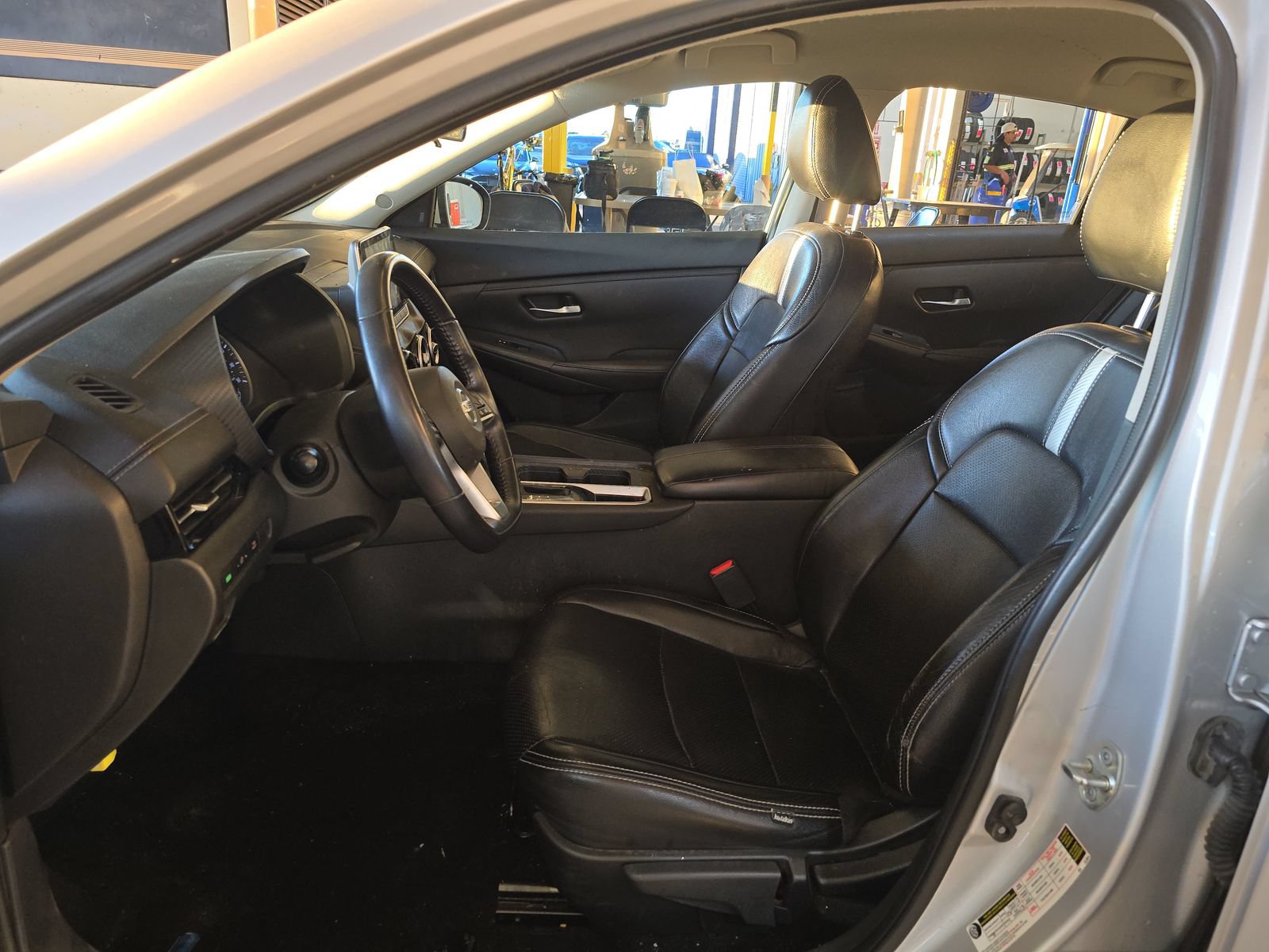 Used 2020 Nissan Sentra SV FWD image 8