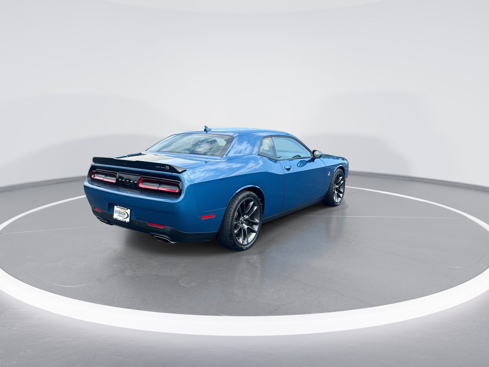 Used 2021 Dodge Challenger R/T Scat Pack RWD image 9