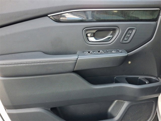 Used 2023 Honda Pilot Elite image 14