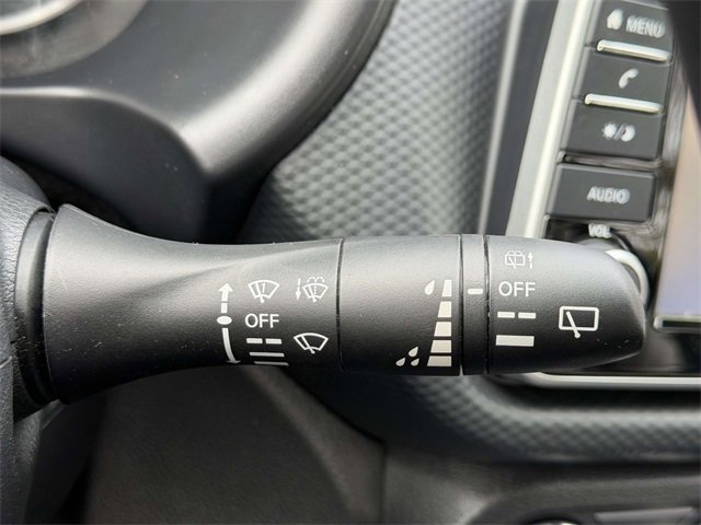 Used 2024 Nissan Kicks S image 21