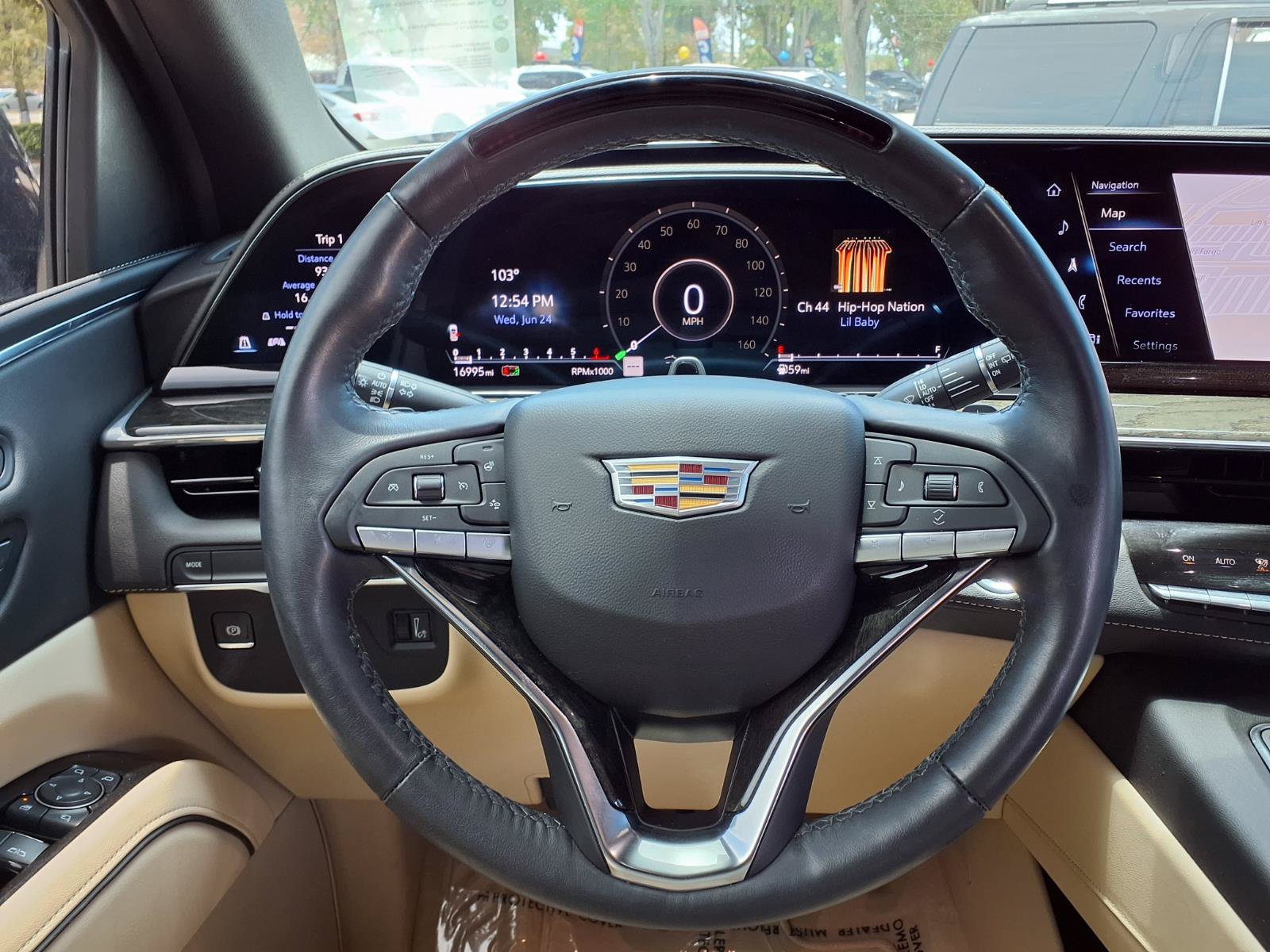 Certified 2024 Cadillac Escalade ESV Premium Luxury RWD image 32