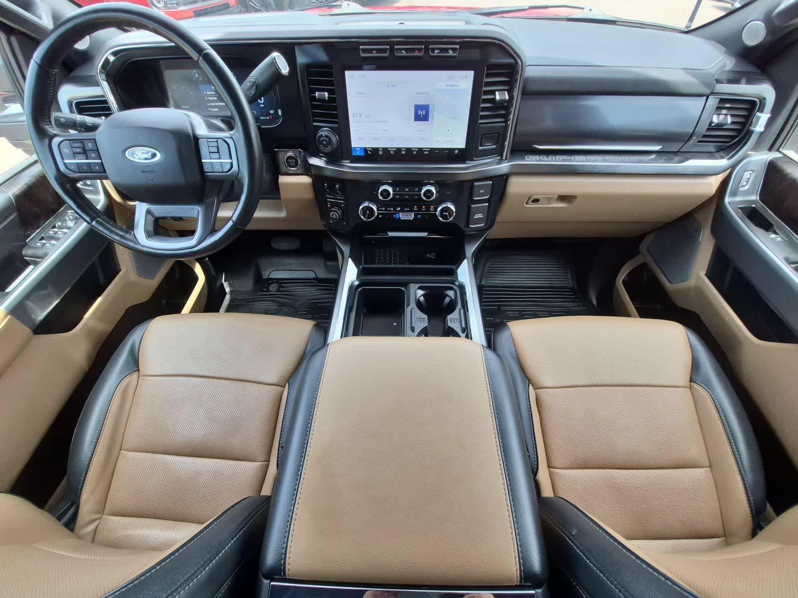 Used 2023 Ford F350 Lariat w/ Lariat Ultimate Package AWD/4WD image 15