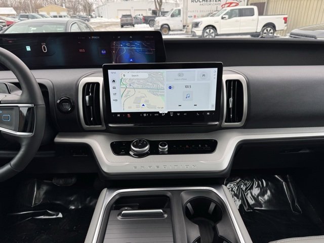 Certified 2025 Ford Expedition Max Active image 2