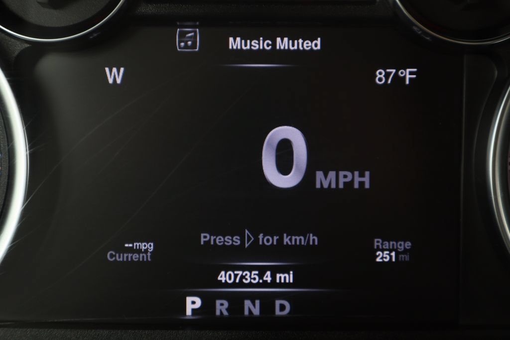 Used 2022 RAM 1500 Classic SLT w/ Electronics Group AWD/4WD image 15