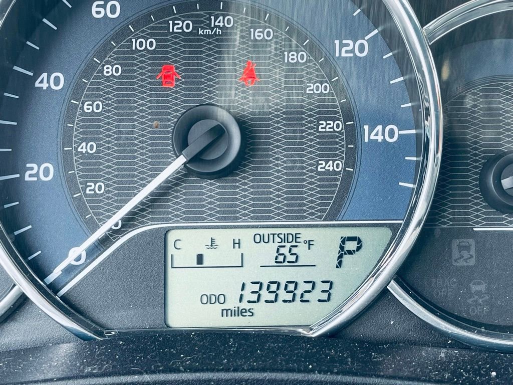 Used 2016 Toyota Corolla LE image 16