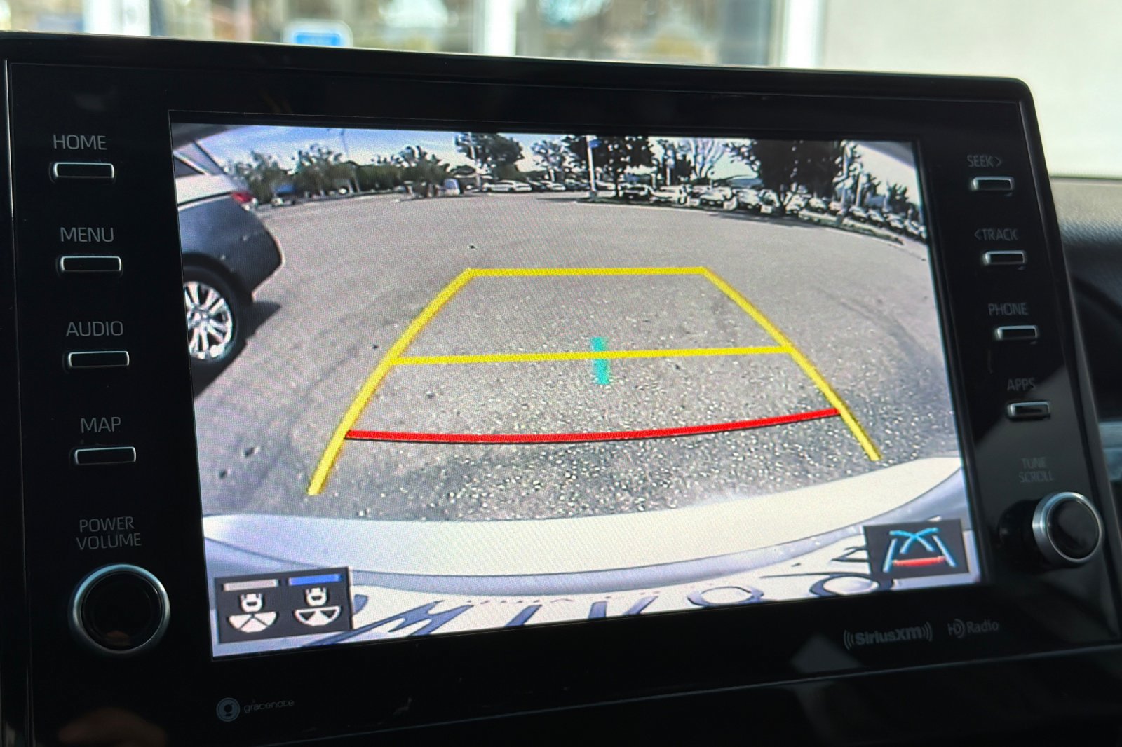 Used 2023 Toyota Camry XSE FWD image 18