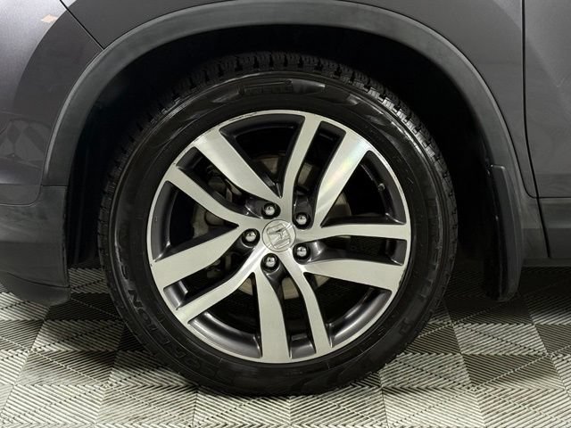 Used 2016 Honda Pilot Touring image 13