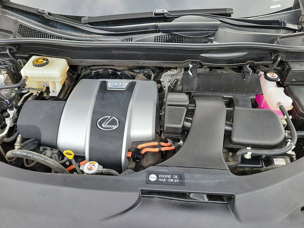Used 2022 Lexus RX 450hL Luxury w/ Cold Area Package (CT) AWD/4WD image 13