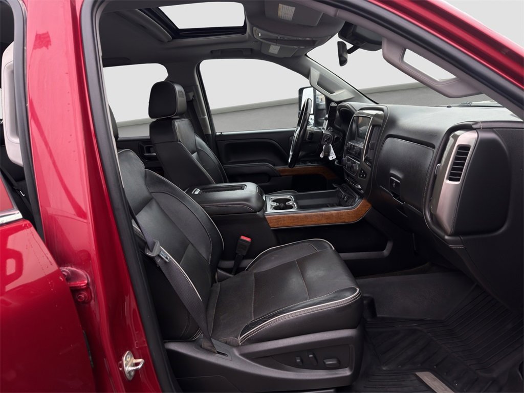 Used 2018 Chevrolet Silverado 3500 High Country w/ Duramax Plus Package image 18