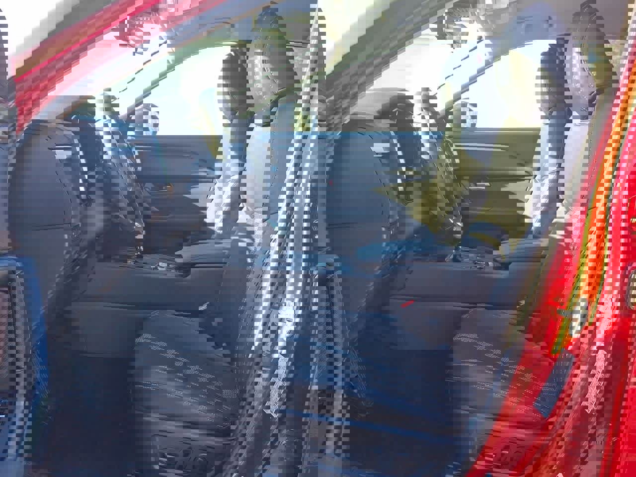 Used 2025 MAZDA CX-50 AWD 2.5 S w/ Preferred Package image 17