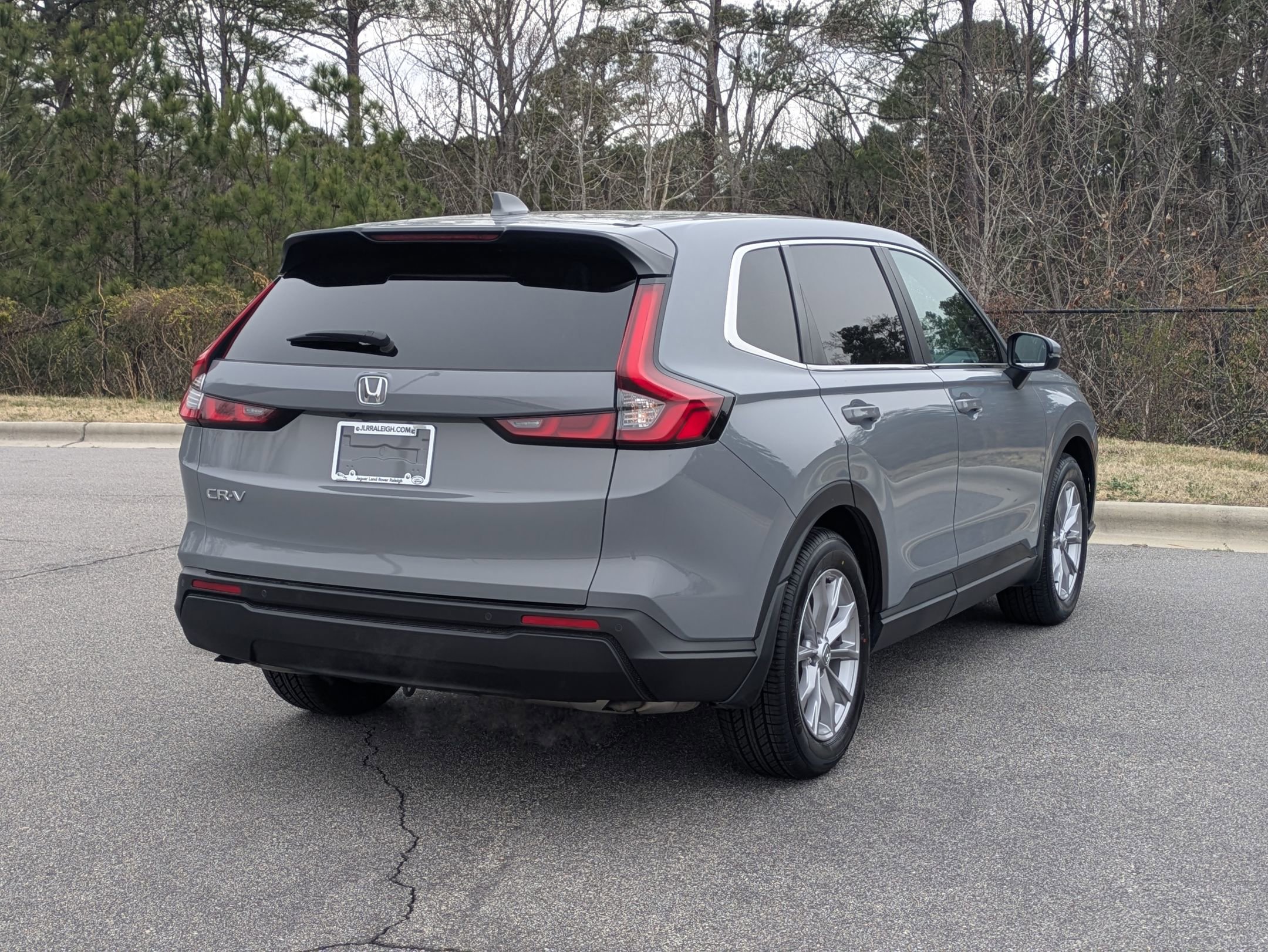 Used 2025 Honda CR-V EX-L image 5