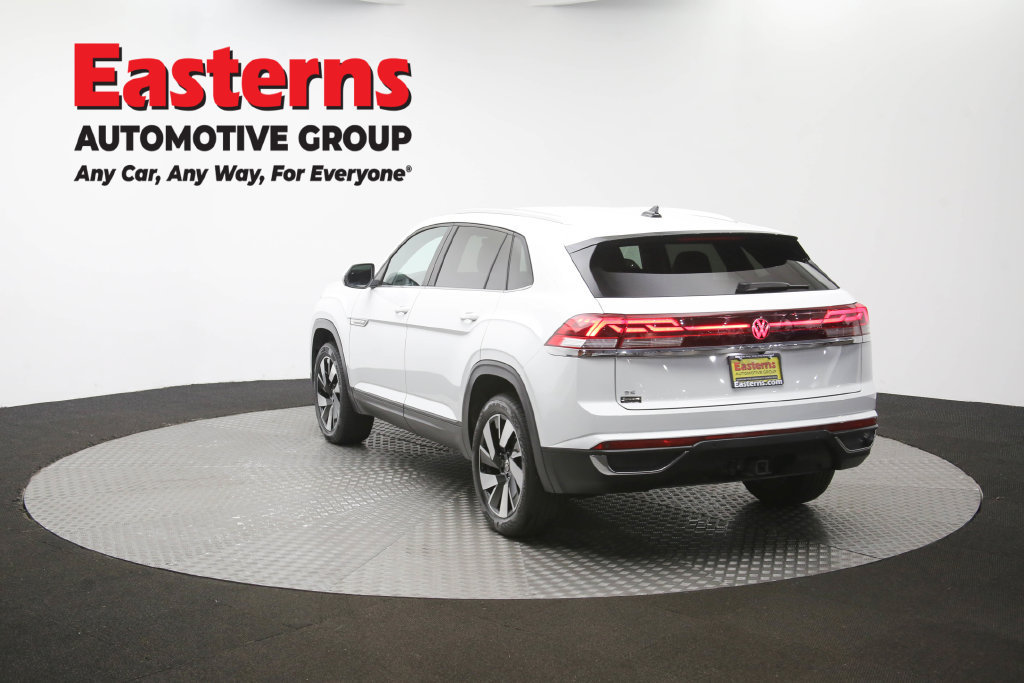 Used 2025 Volkswagen Atlas Cross Sport SE FWD image 66