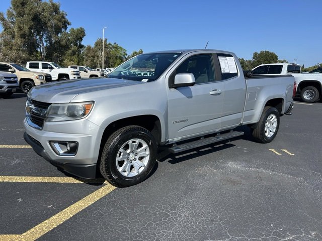 Used 2017 Chevrolet Colorado LT w/ LT Convenience Package image 3