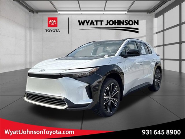 Used 2025 Toyota bZ4X AWD image 1