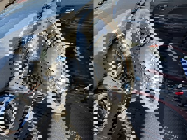 New 2025 Nissan Versa SR image 16