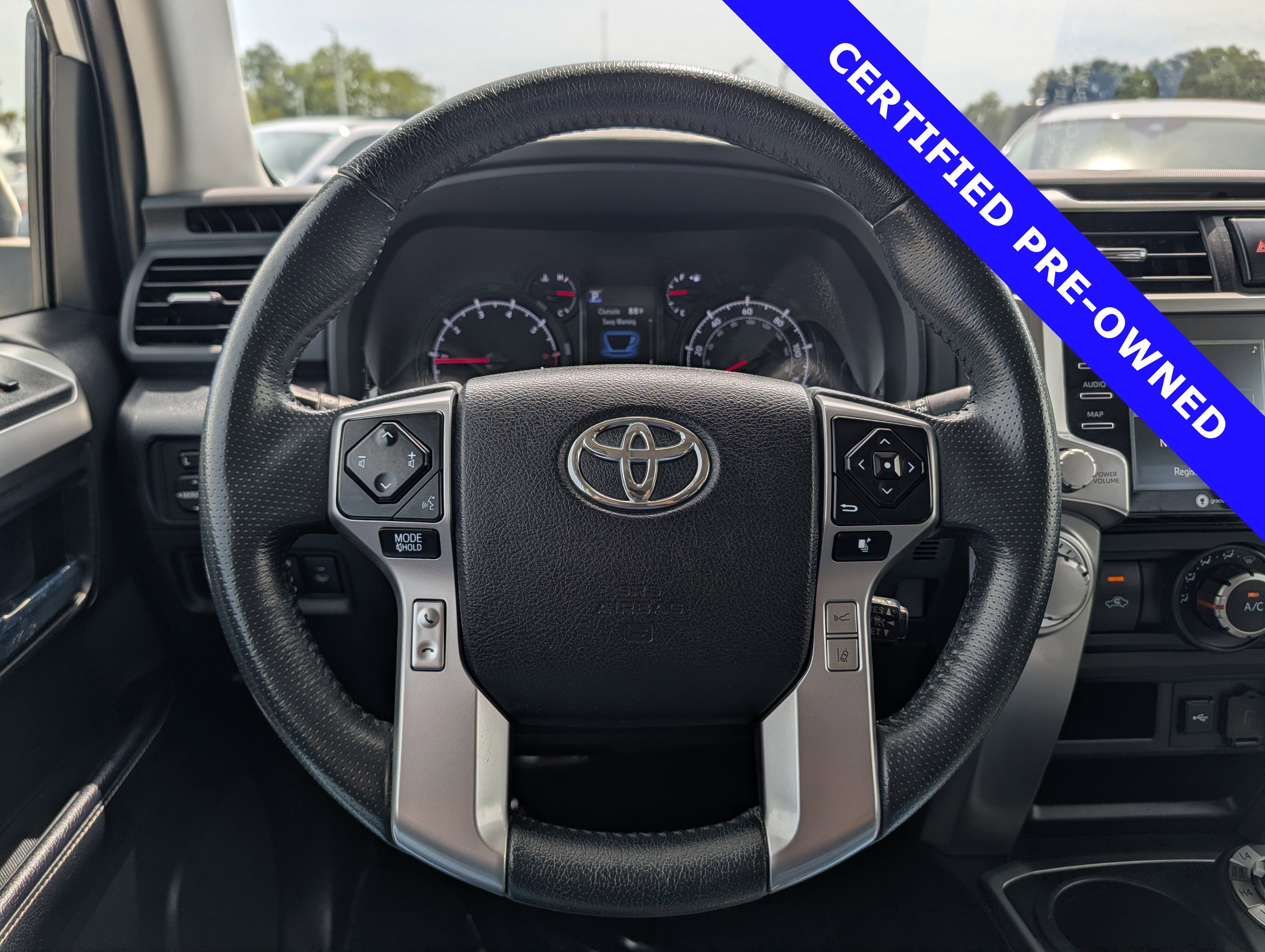 Used 2022 Toyota 4Runner SR5 Premium w/ Moonroof Package AWD/4WD image 26