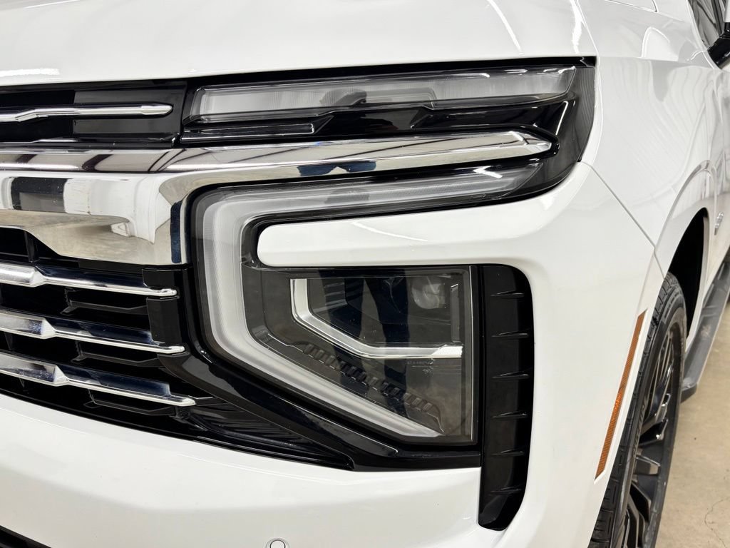 Used 2025 Chevrolet Tahoe LT w/ Comfort Package RWD image 9