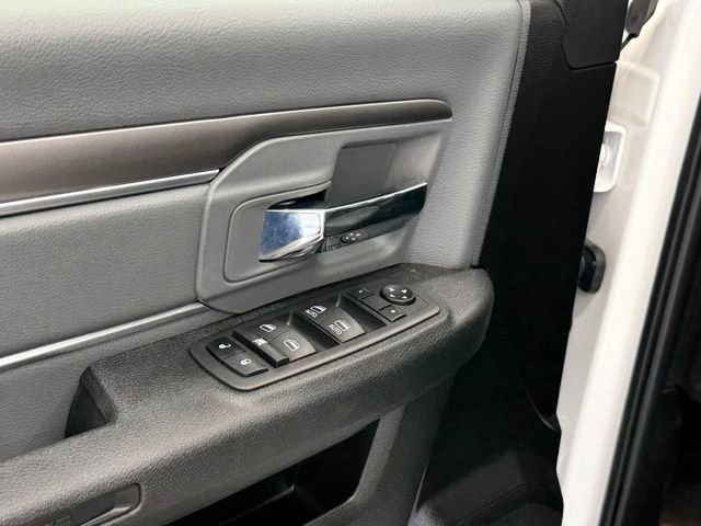 Used 2023 RAM 1500 Classic SLT AWD/4WD image 15