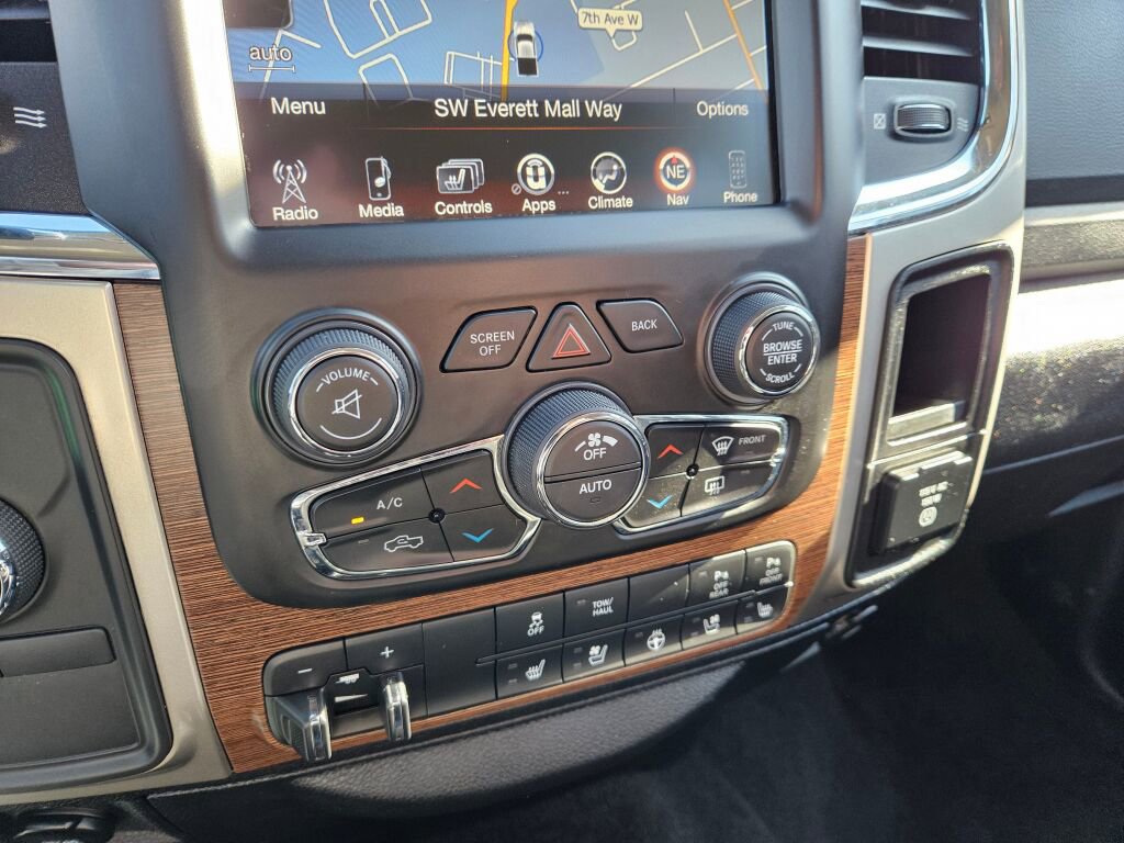 Used 2017 RAM 3500 Laramie image 24