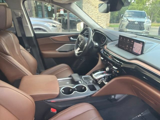 Used 2024 Acura MDX SH-AWD w/ Technology Package image 30