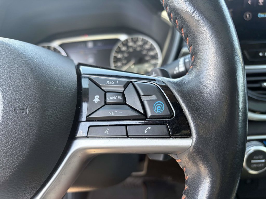 Used 2024 Nissan Altima 2.0 SR FWD image 19