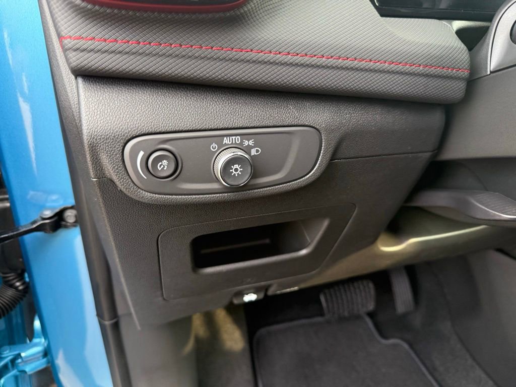 New 2026 Chevrolet TrailBlazer RS w/ Convenience Package FWD image 26