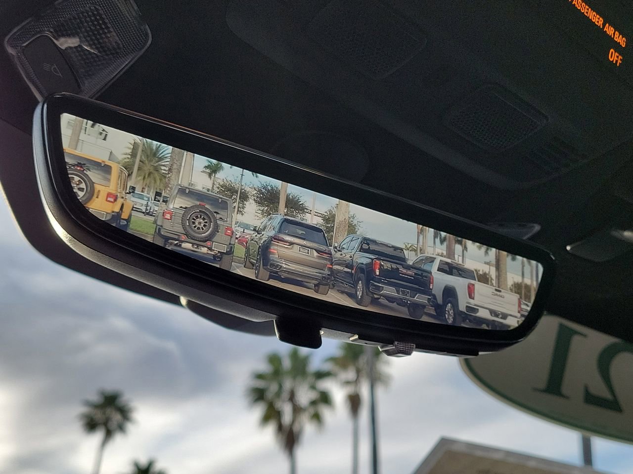 Used 2021 Chevrolet Corvette Stingray Preferred Cpe w/ 2LT image 27