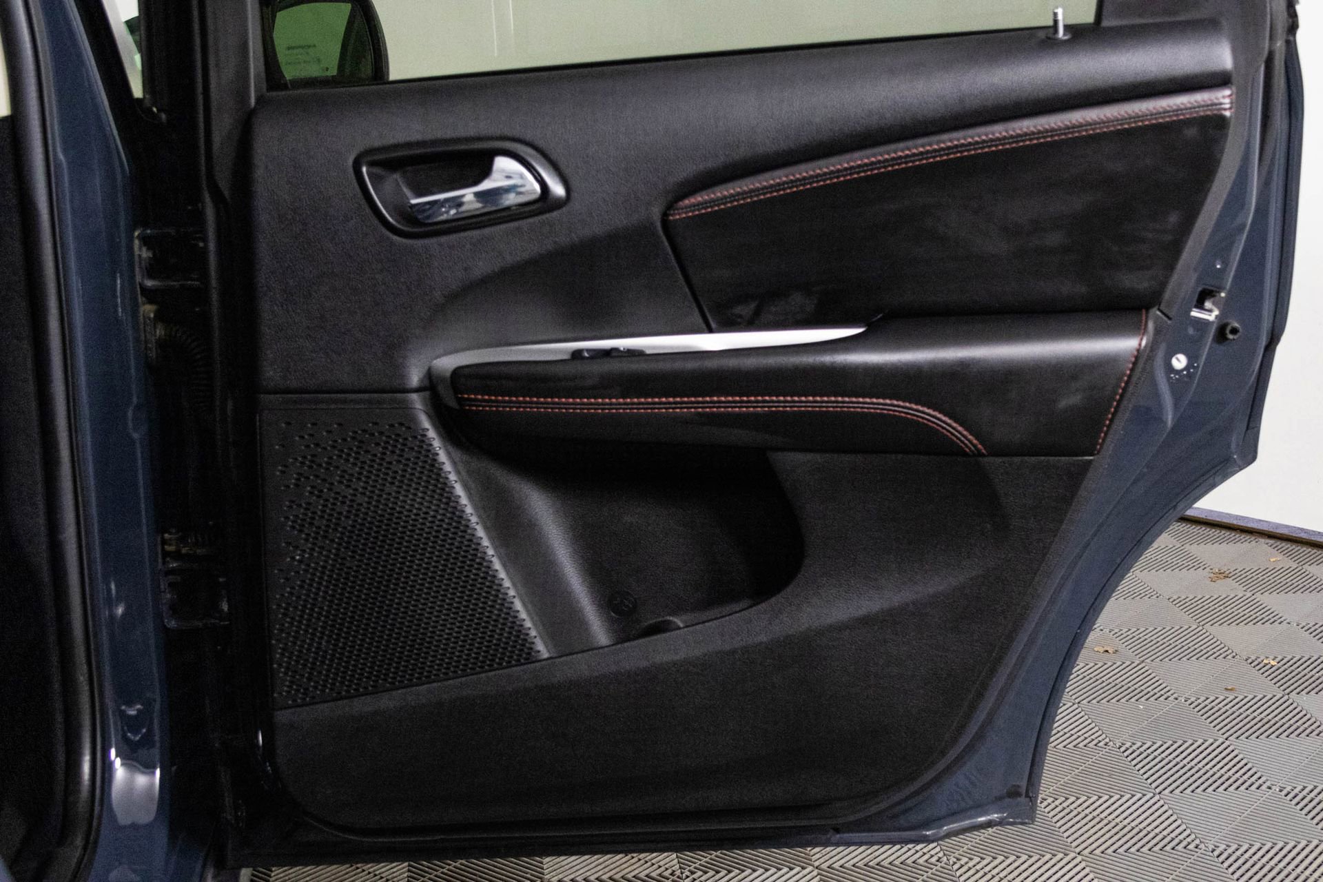 Used 2018 Dodge Journey GT image 37