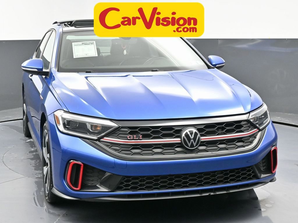 Used 2024 Volkswagen Jetta GLI Autobahn image 4