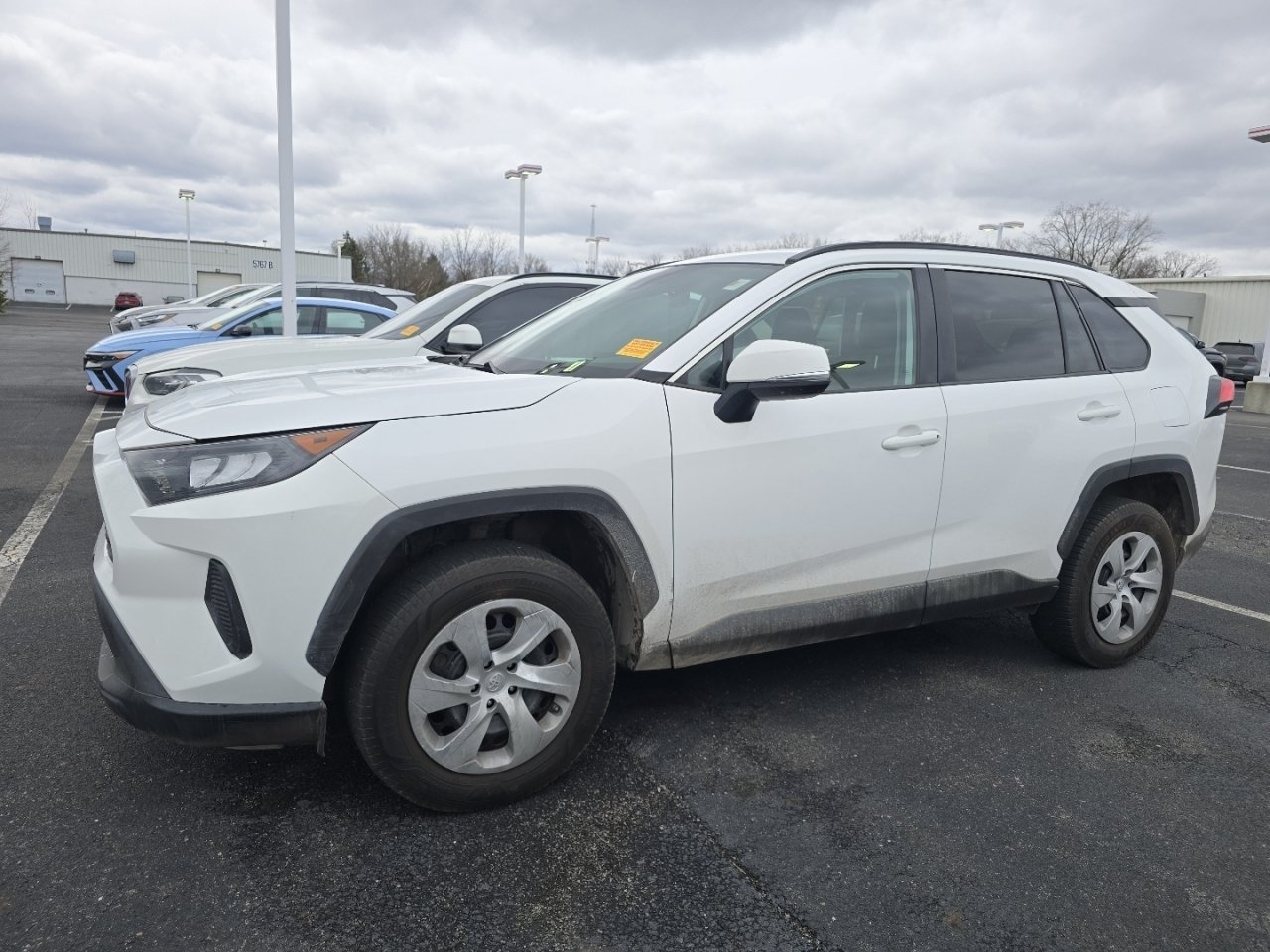Certified 2021 Toyota RAV4 LE AWD/4WD image 4