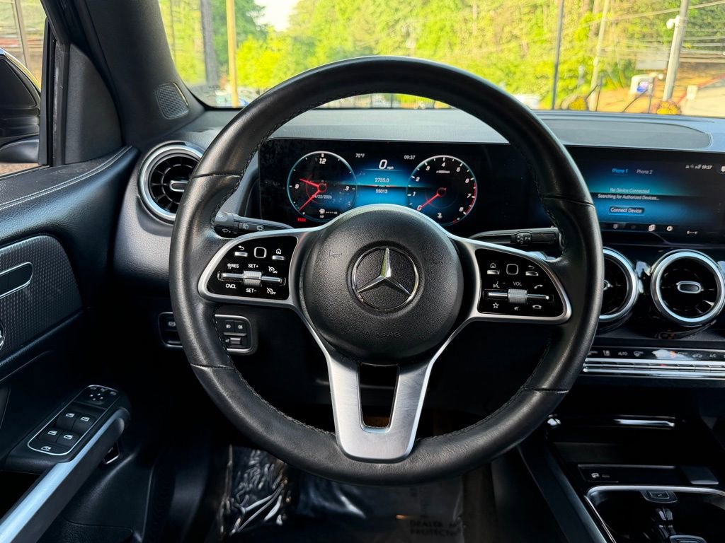 Used 2023 Mercedes-Benz GLB 250 w/ Premium Package image 42