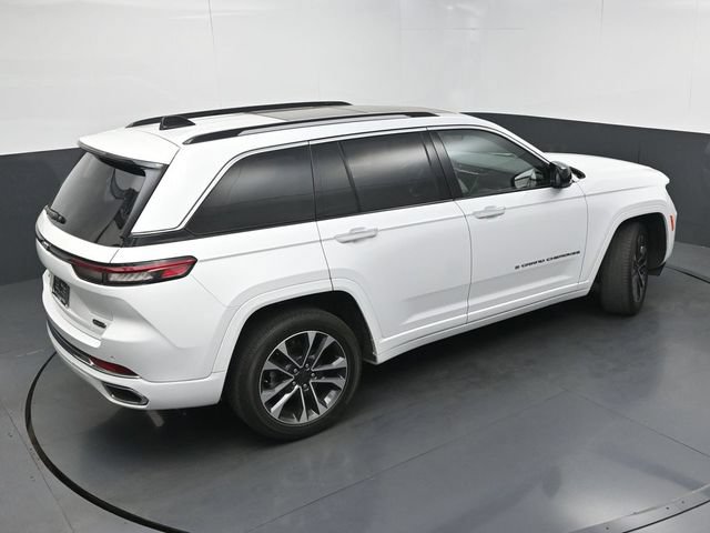 Used 2024 Jeep Grand Cherokee Overland w/ Trailer Tow Package AWD/4WD image 37