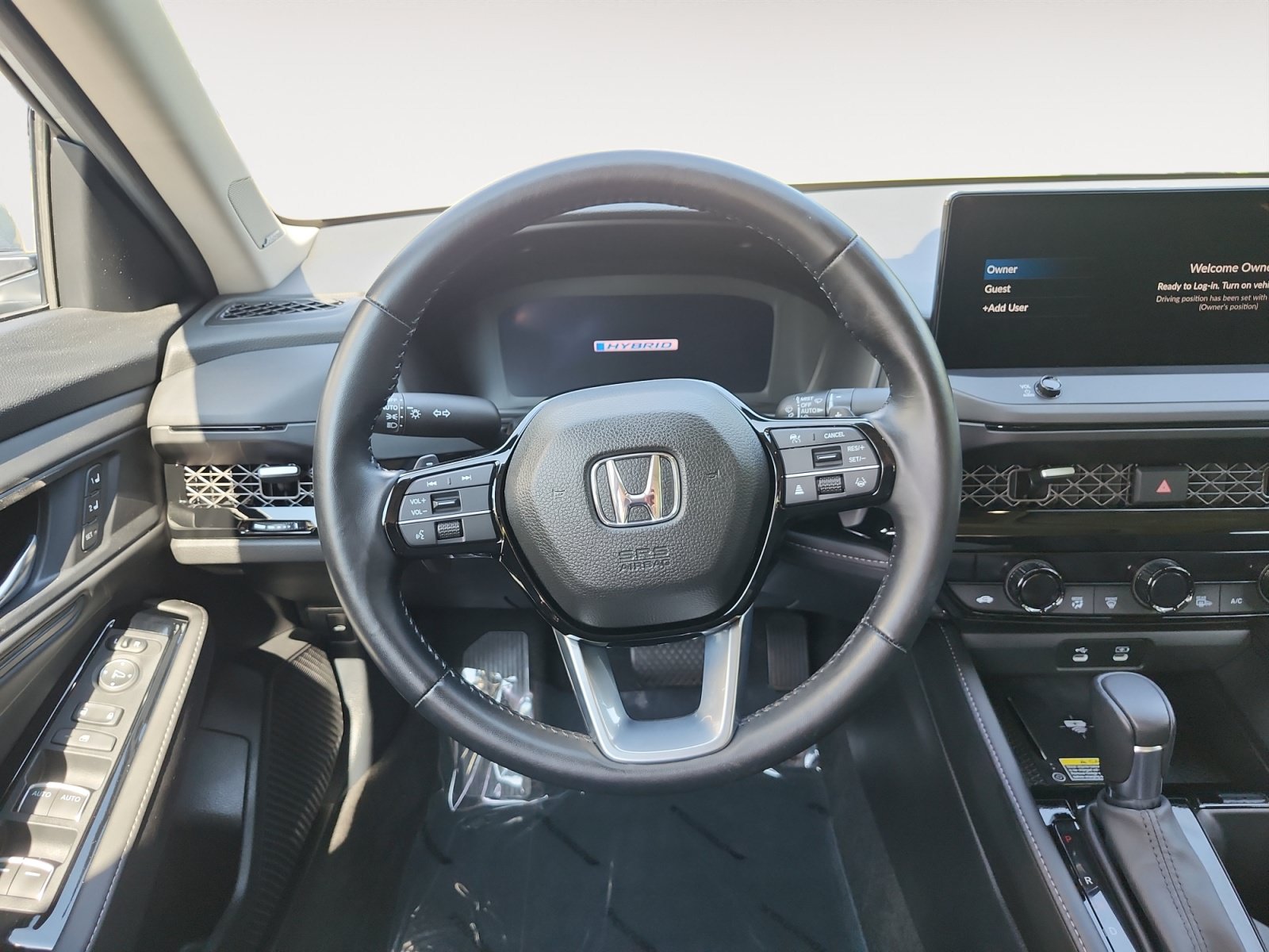 Used 2024 Honda Accord Touring image 12