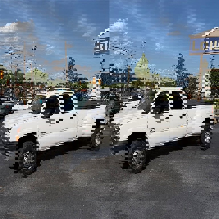 Used 2005 Chevrolet Silverado 3500 LT w/ Heavy-Duty Power Package image 1