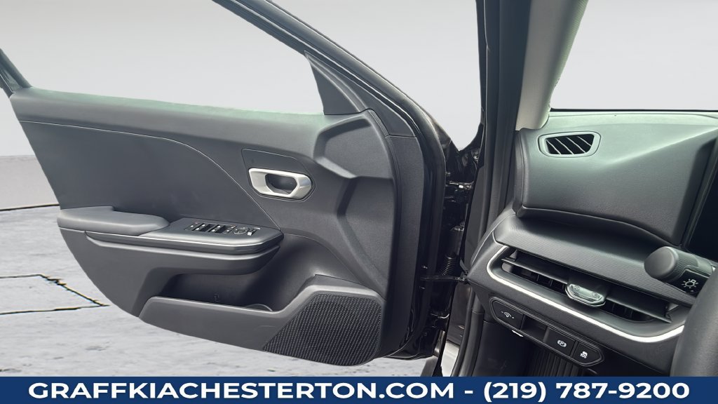 New 2026 Kia K4 FWD image 26