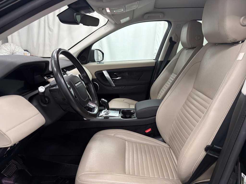 Used 2020 Land Rover Discovery Sport SE AWD/4WD image 12