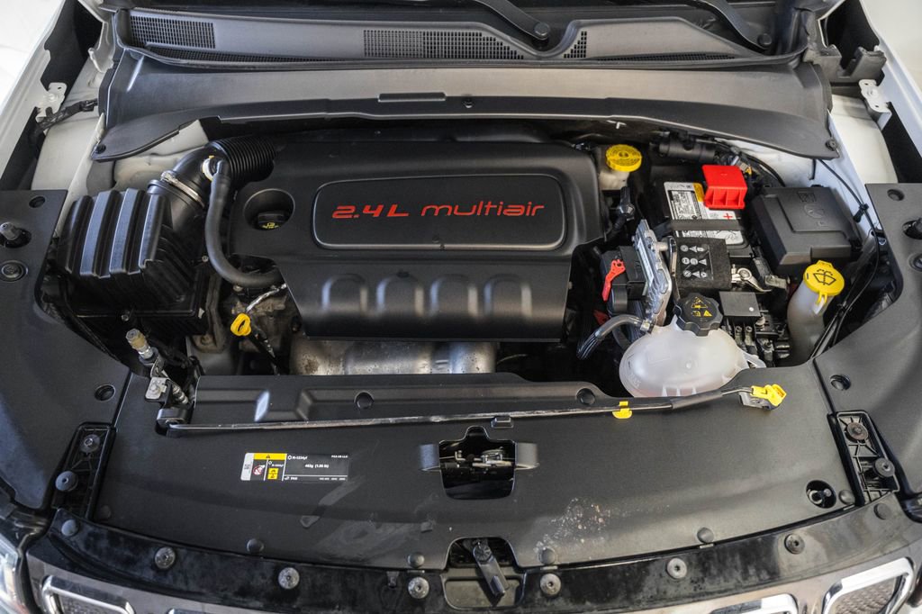 Used 2022 Jeep Compass Limited image 25