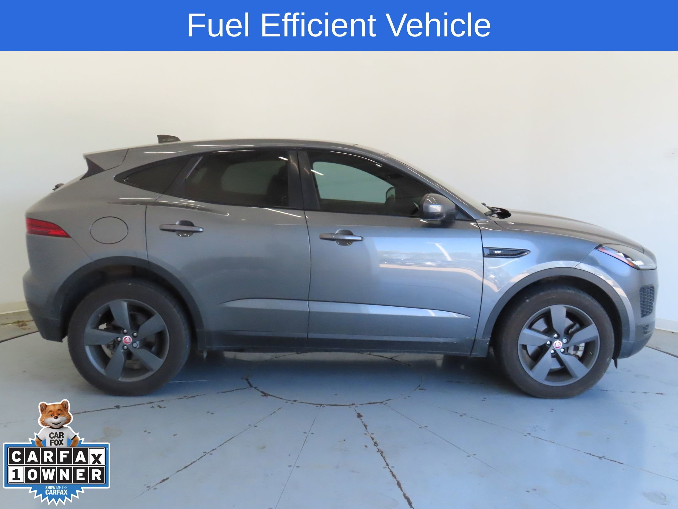 Used 2020 Jaguar E-PACE SE image 2