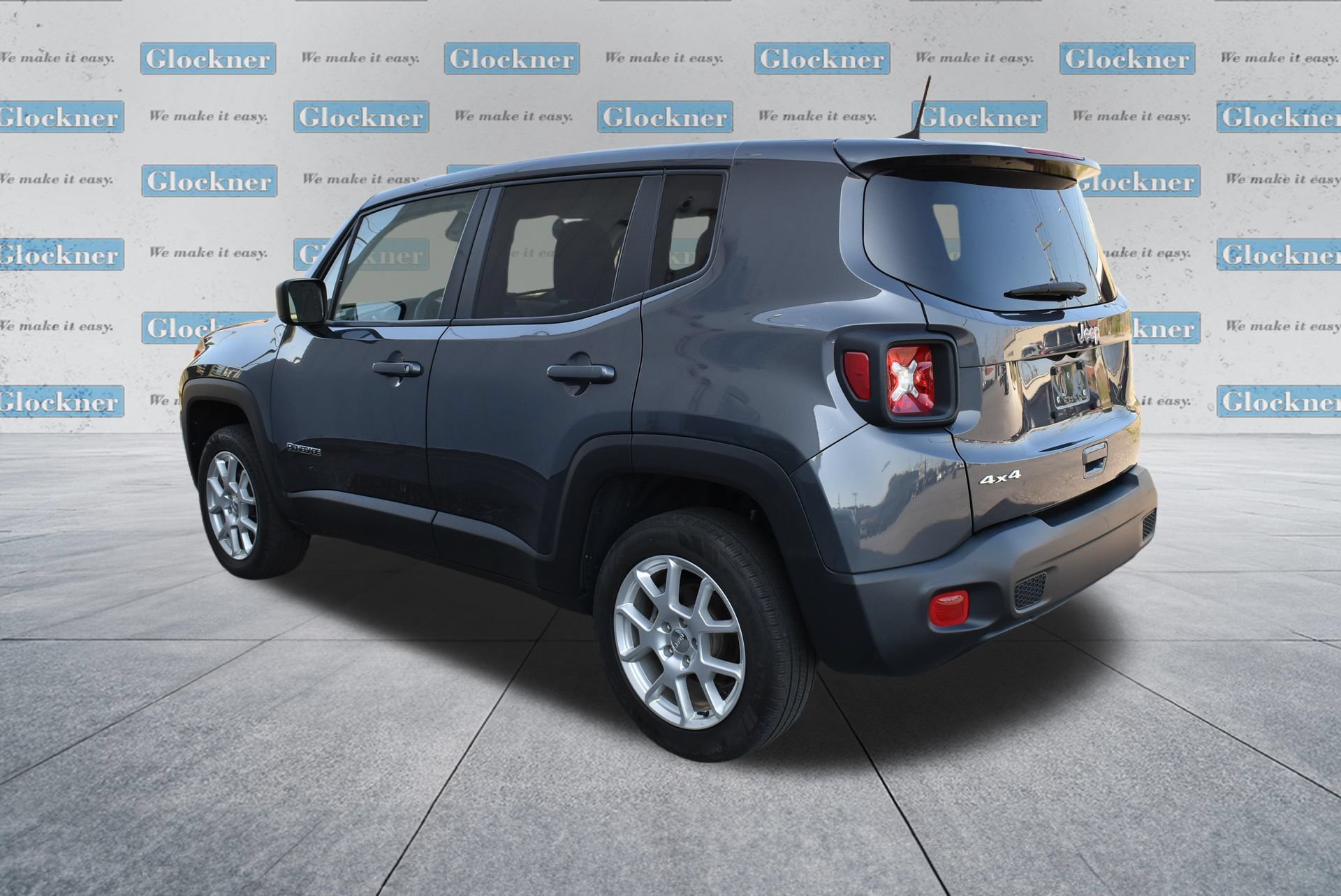 Used 2023 Jeep Renegade Latitude AWD/4WD image 8
