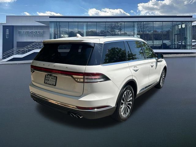 Used 2023 Lincoln Aviator Reserve w/ Equipment Group 201A RWD image 8