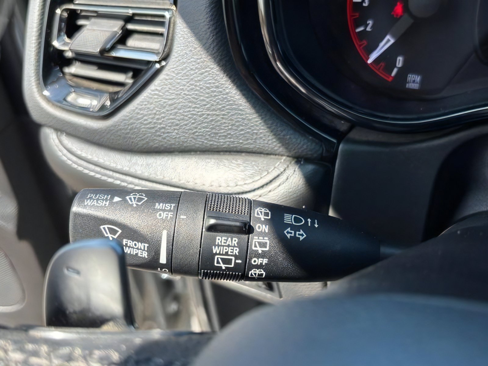 Used 2021 Dodge Durango GT RWD image 25