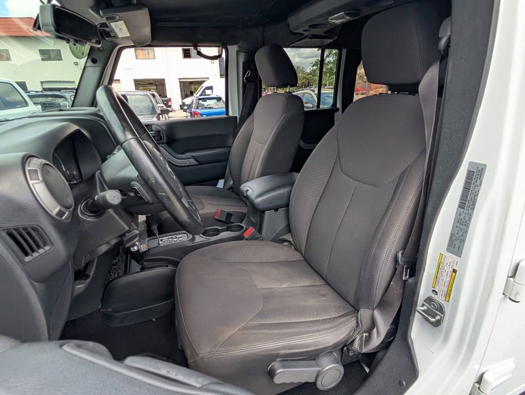 Used 2017 Jeep Wrangler Unlimited Sport w/ Quick Order Package 24S image 10