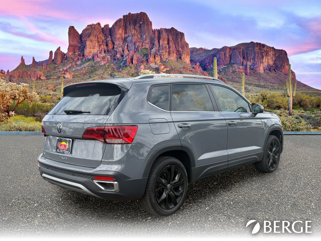 Used 2022 Volkswagen Taos SE FWD image 8