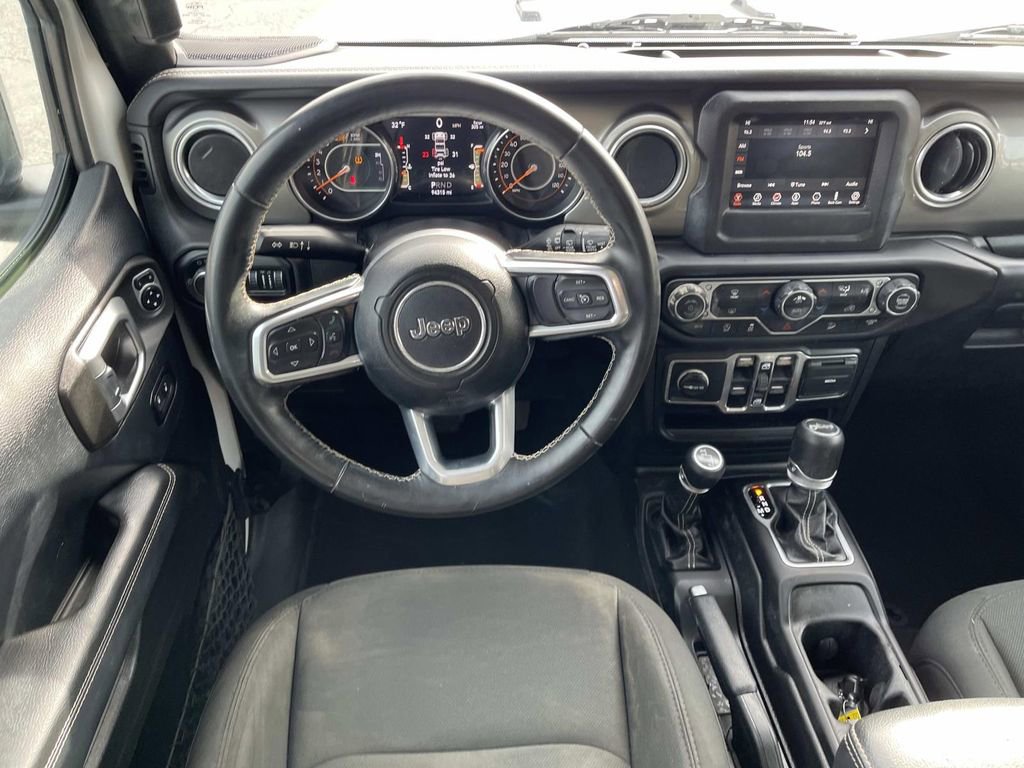 Used 2019 Jeep Wrangler Unlimited Sahara image 14